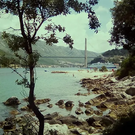 בית הארחה Saint Ursula דוברובניק